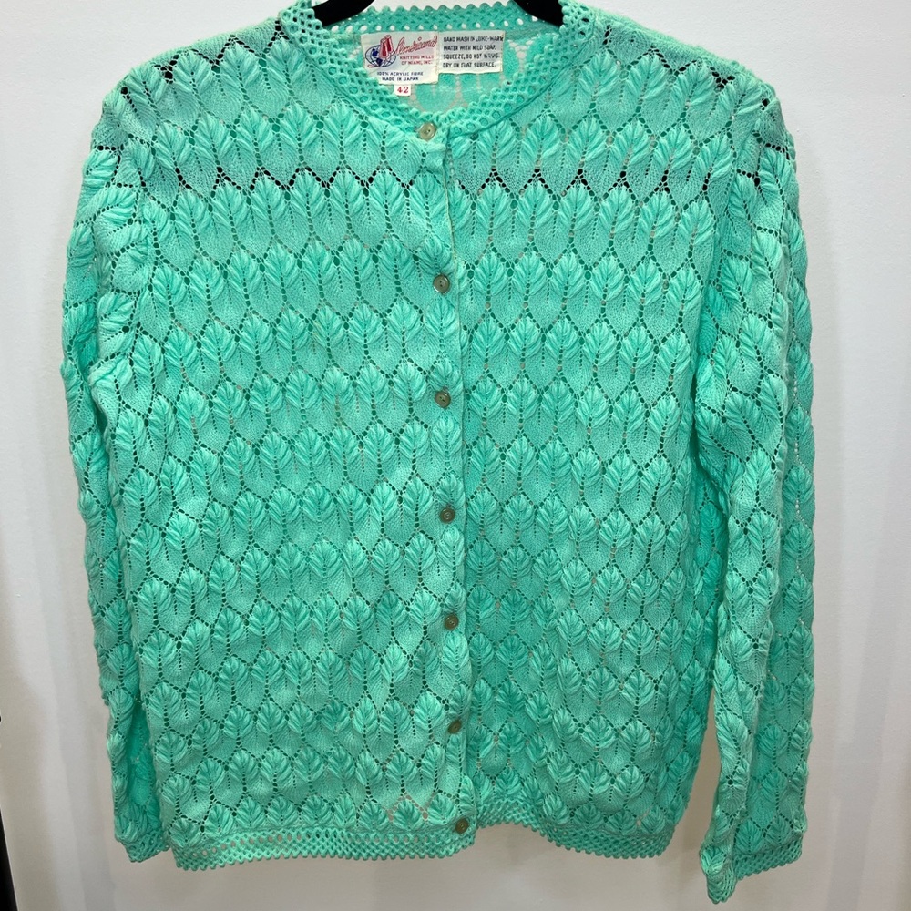 Americana vintage green knitted cardigan sweater